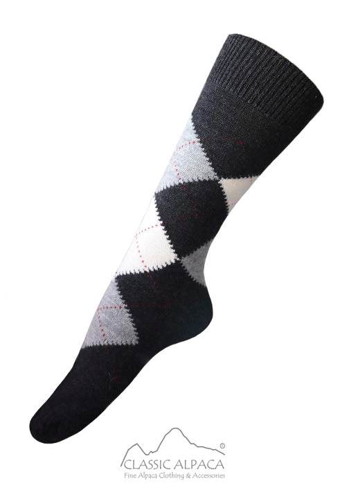 Cozy Alpaca Argyle Socks: Warm Comfort, Effortless Style.